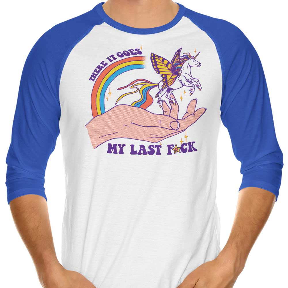 Stylish 3/4 Sleeve Raglan 'There it Goes' T-Shirt