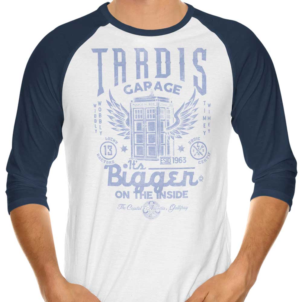 Arinesart's Tardis Garage 3/4 Sleeve Raglan Stylish T-Shirt