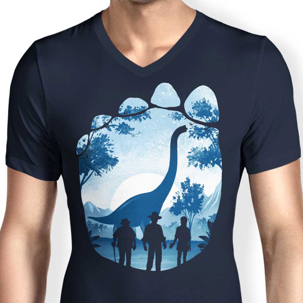 Men's V-Neck T-Shirt with Brachiosaurus Footprint Design