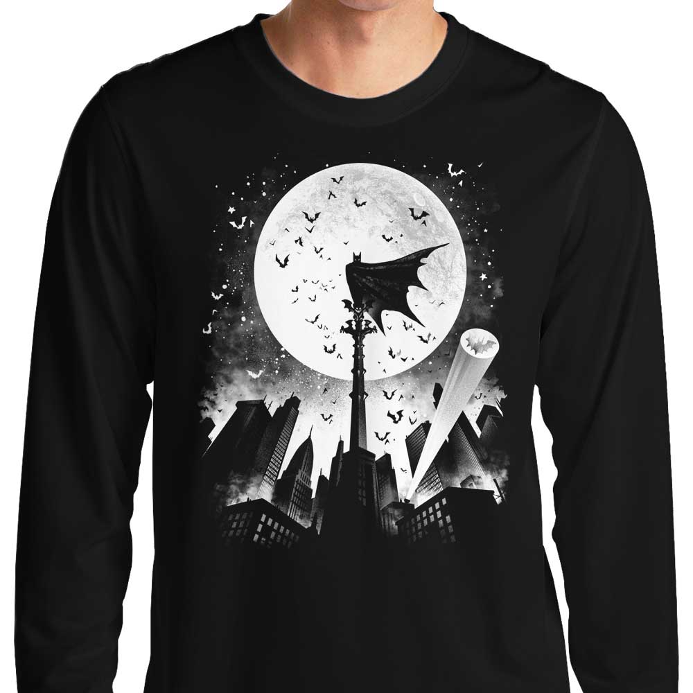 Long Sleeve T-Shirt with a Caped Silhouette Design