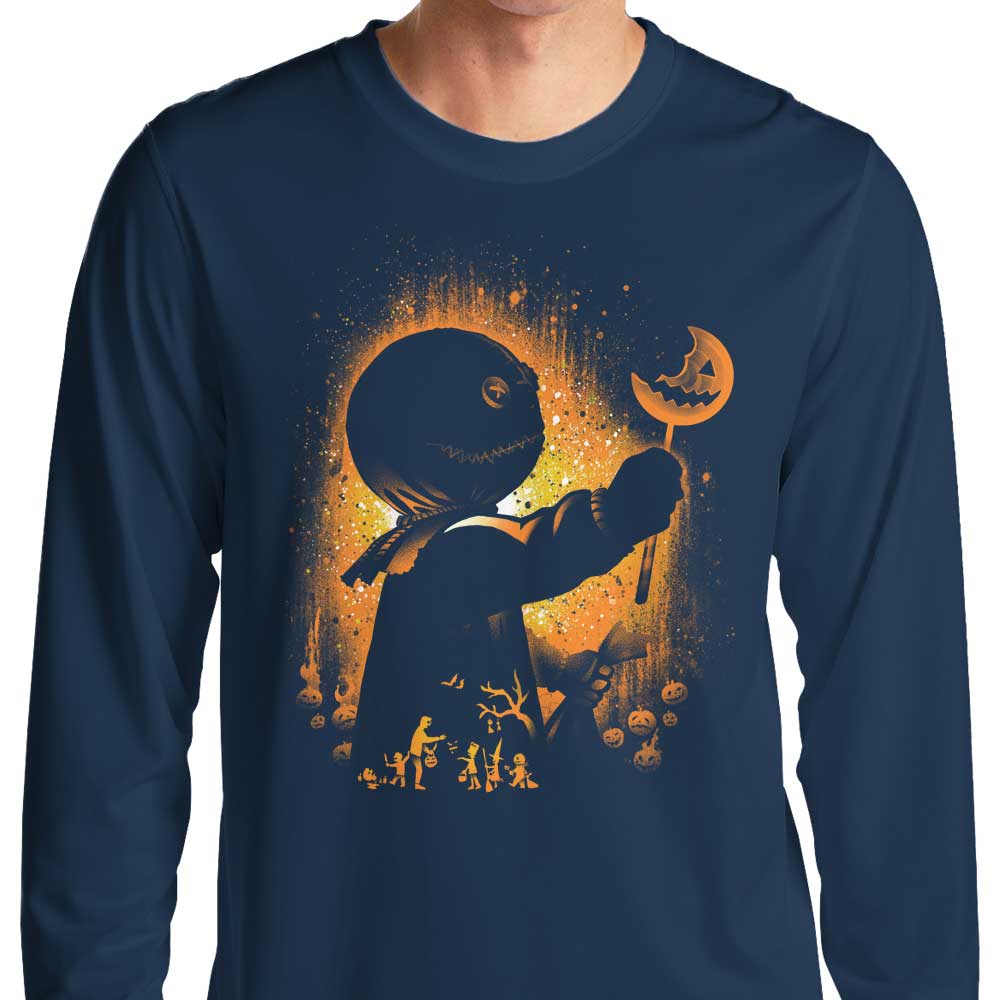 Spooky Ghost of Halloween-themed Long Sleeve Men's T-Shirt
