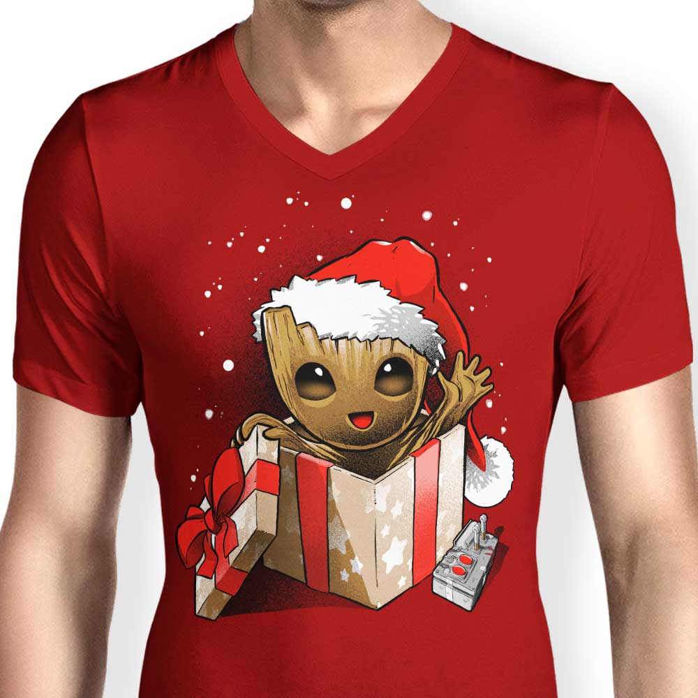 Men's Stylish V-Neck T-Shirt - I Am Christmas