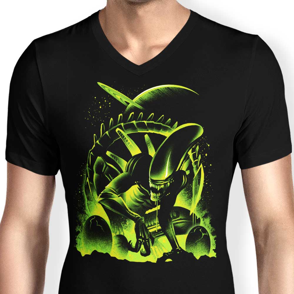 Men's Stylish V-Neck - The Descendants of Xeno