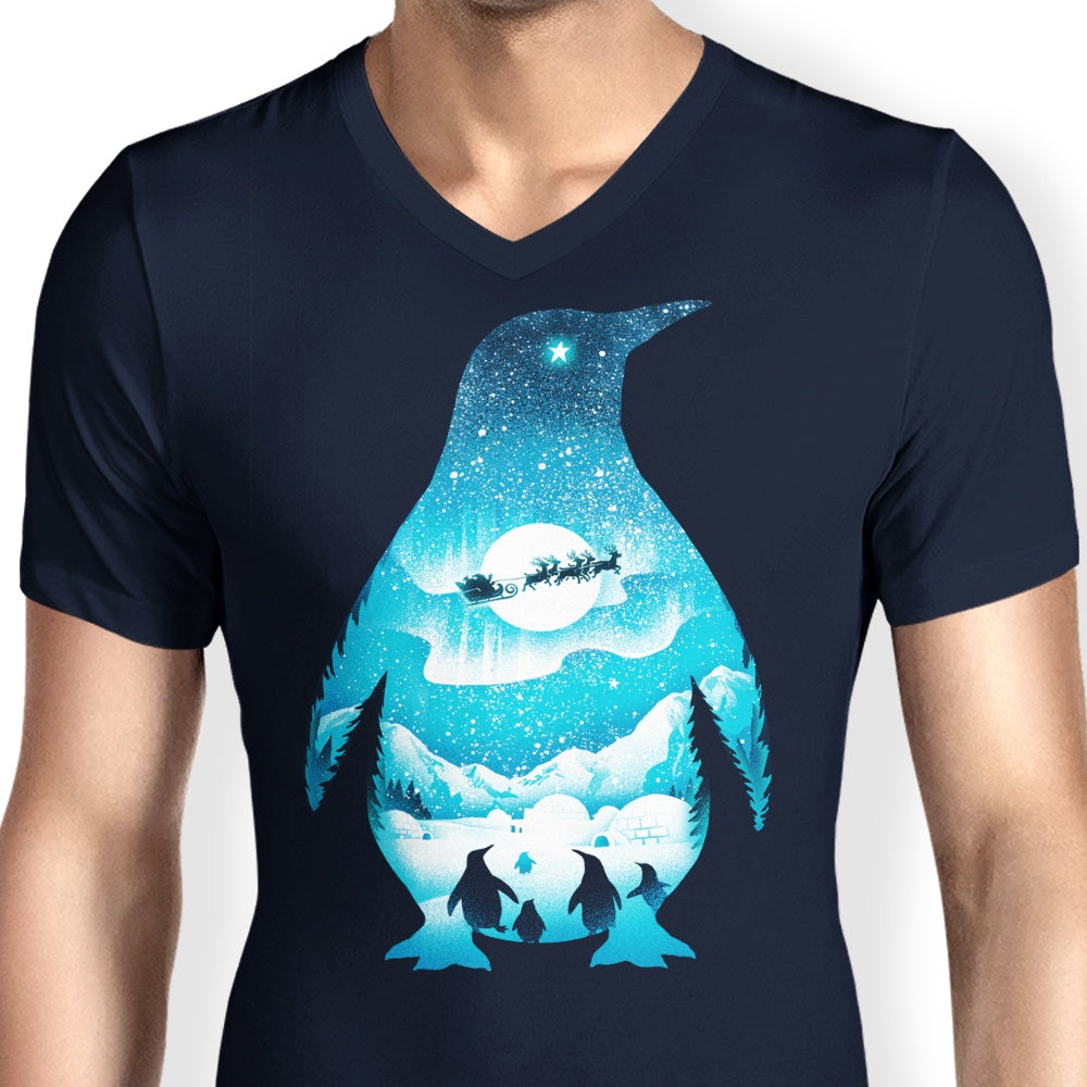 Men's Christmas-themed V-Neck Penguin T-shirt