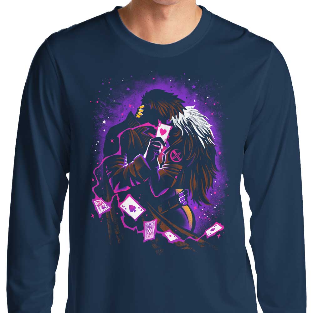 Alemaglia's Kinetic Kiss Stylish Long Sleeve T - Shirt for Fashion Lovers