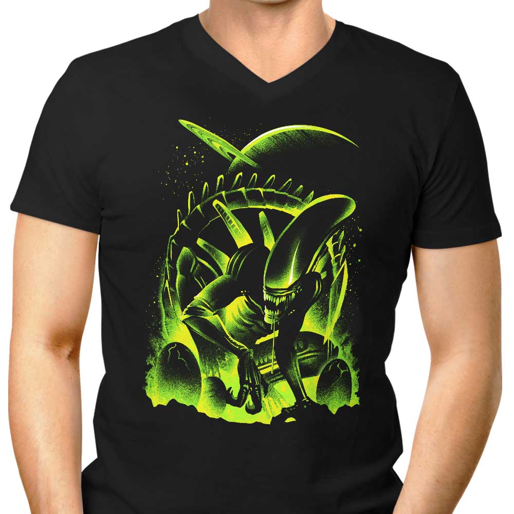 Men's Stylish V-Neck - The Descendants of Xeno