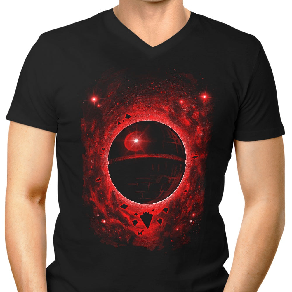 Alemaglia Men's Stylish V-Neck T-Shirt - 'That's No Moon'