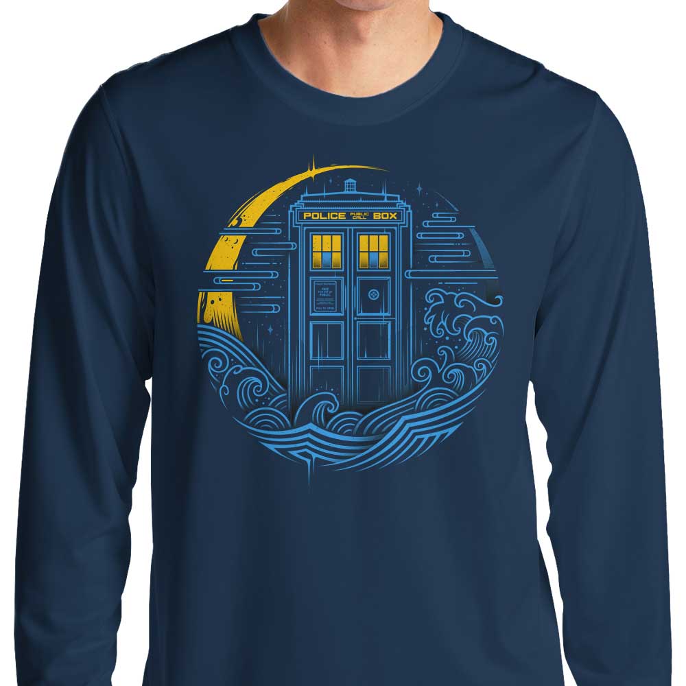 StudioM6's Traveler Long Sleeve Comfortable T-Shirt in S - 4XL
