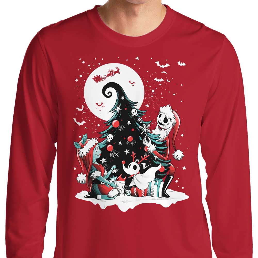 Alemaglia's Christmas Nightmare Long Sleeve Cotton T-Shirt for Fashionable Wear
